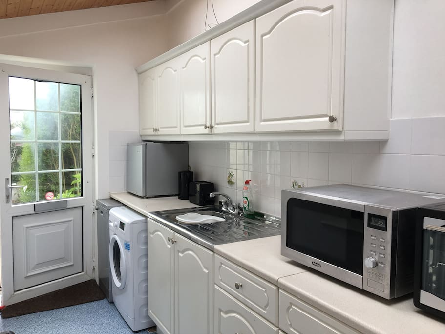 There is a fully equipped kitchen