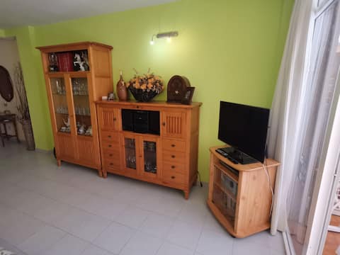 Top Airbnb: Beachfront apartment en Canet D'en Berenguer