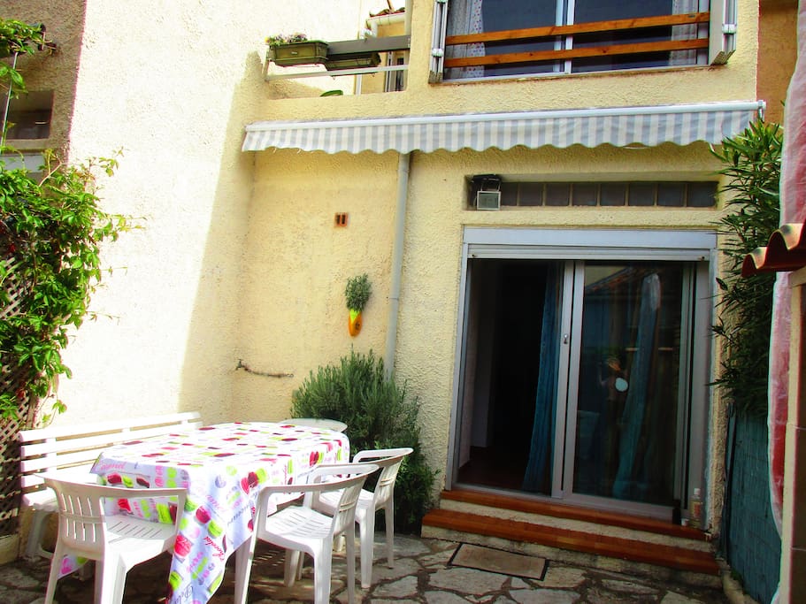 terrasse sud coin repas
