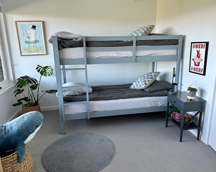 双层床（最大重量限制为80公斤）