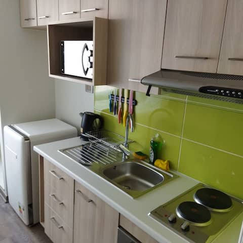 Apartment 02 Near Metro Type Studio Equipped.