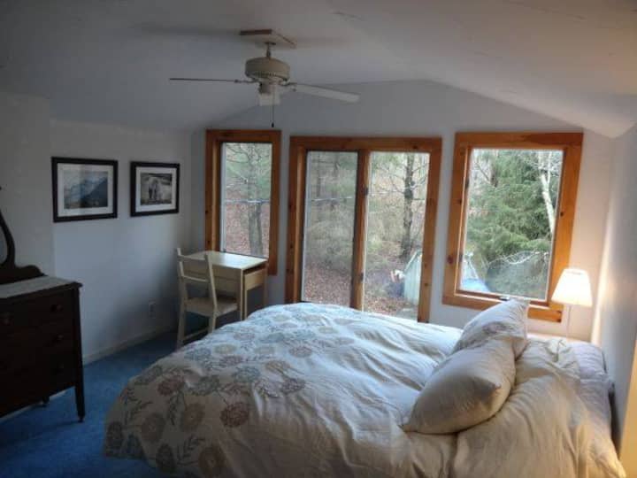 غرفة النوم الرئيسية