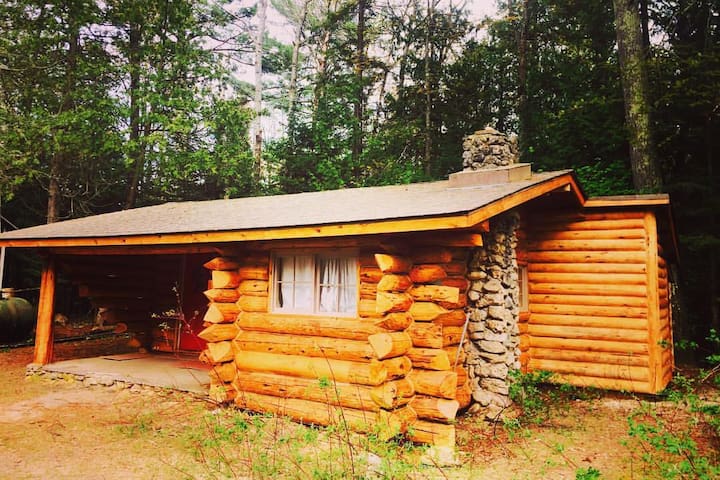 Little Cabin In The Woods Cabin 3 Cabins For Rent In Saint