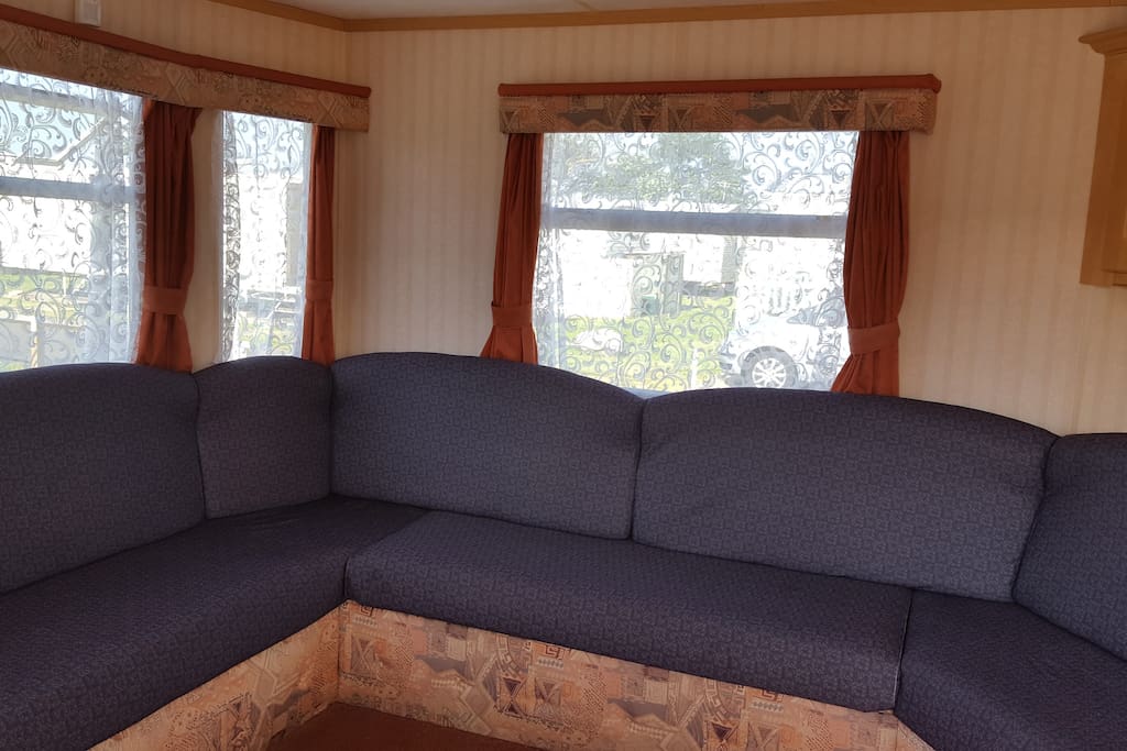 Plenty of seating with pullout sofa bed