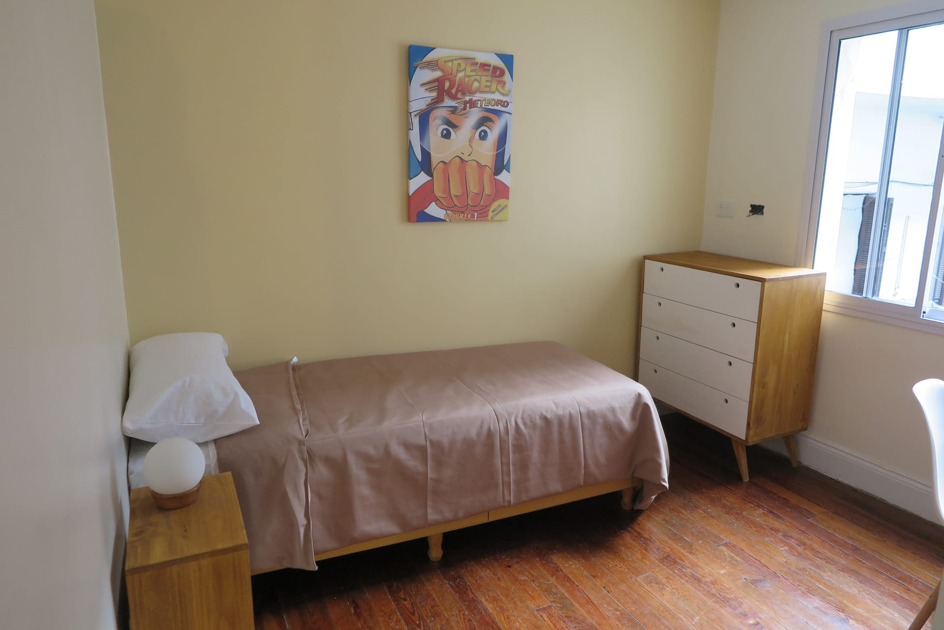 Single room in a guesthouse in Monserrat