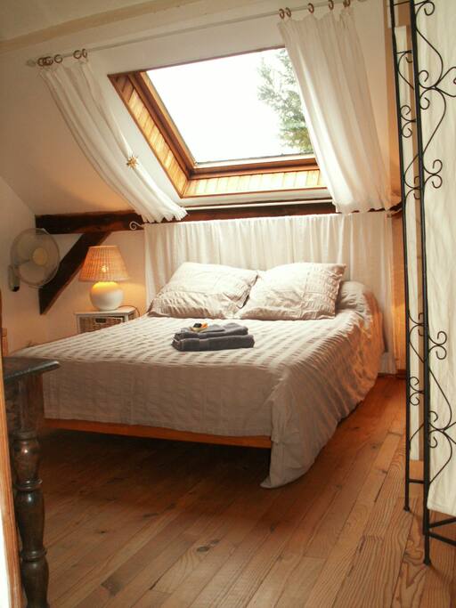 Chambre au 2ème étage