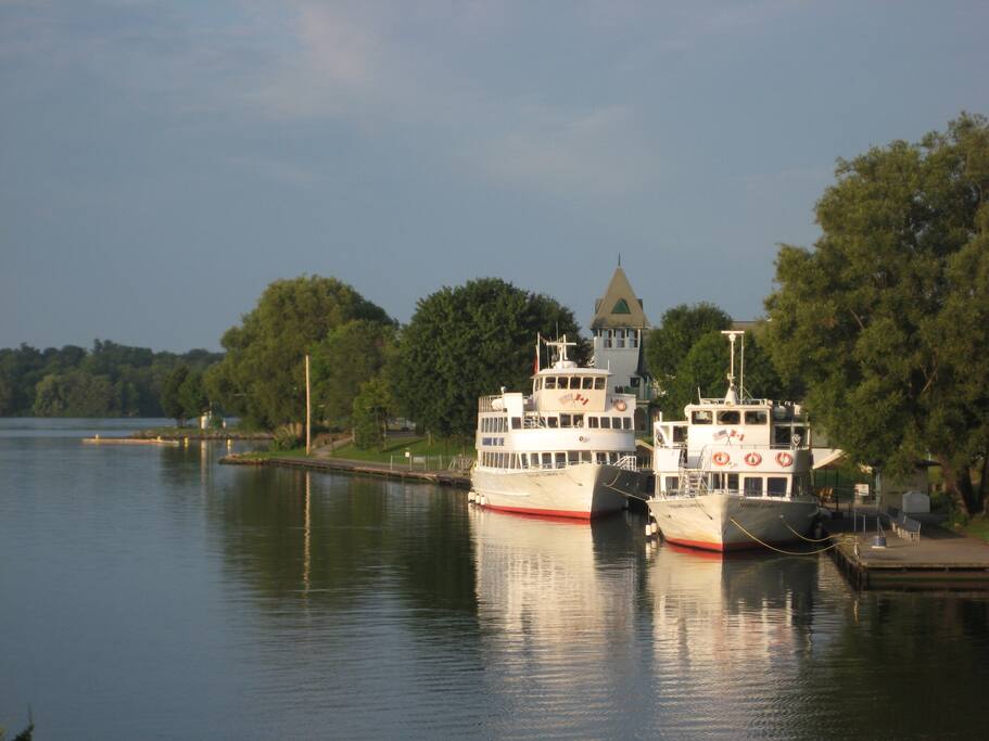 The Gananoque Boat Line Tours
