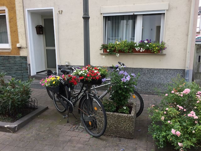 Home in Boppard + invitation to breakfast