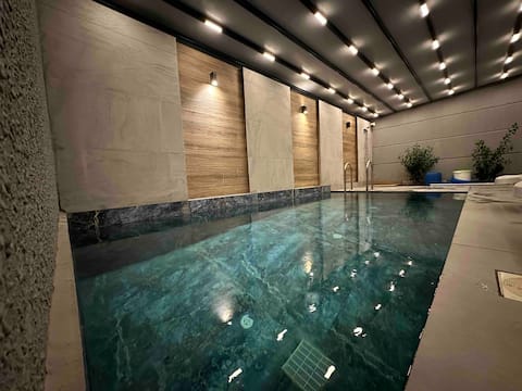 Villa with Private Heated Pool – C2