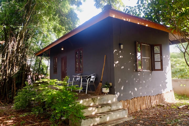Inspire Chic StudioHome A🏡best deal for long stay‼️