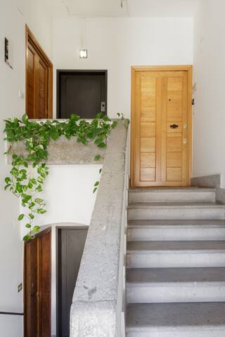 THE SPANISH PENTHOUSE gallery image 4