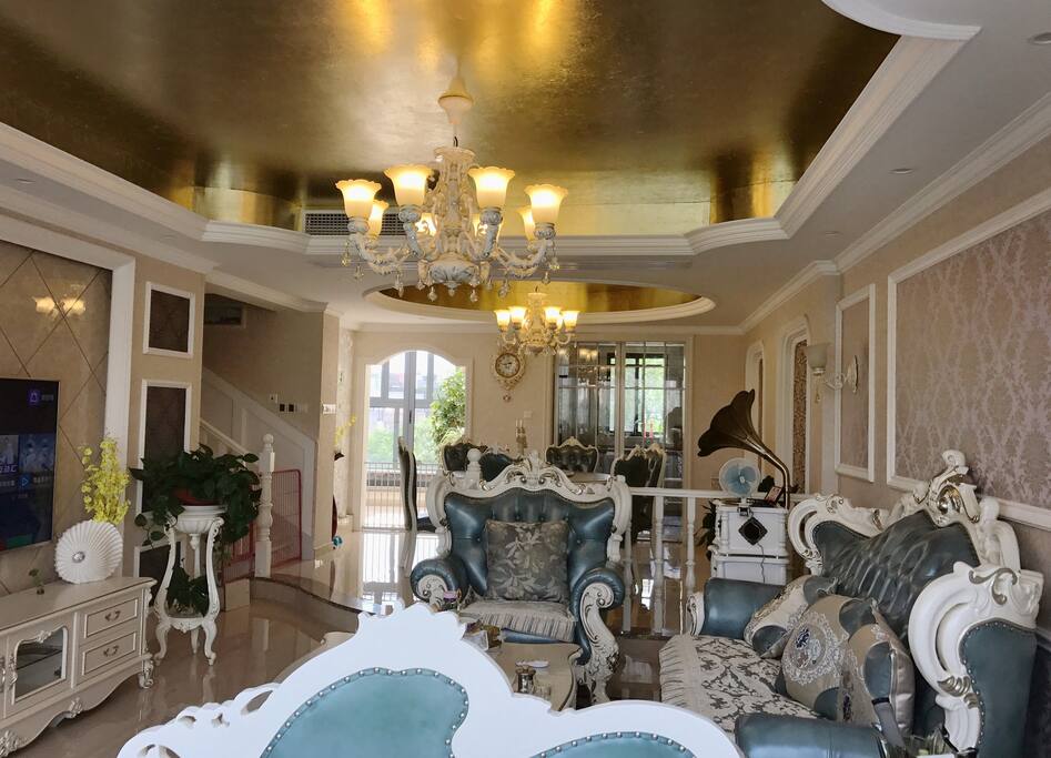 客厅全景 panorama of the living room