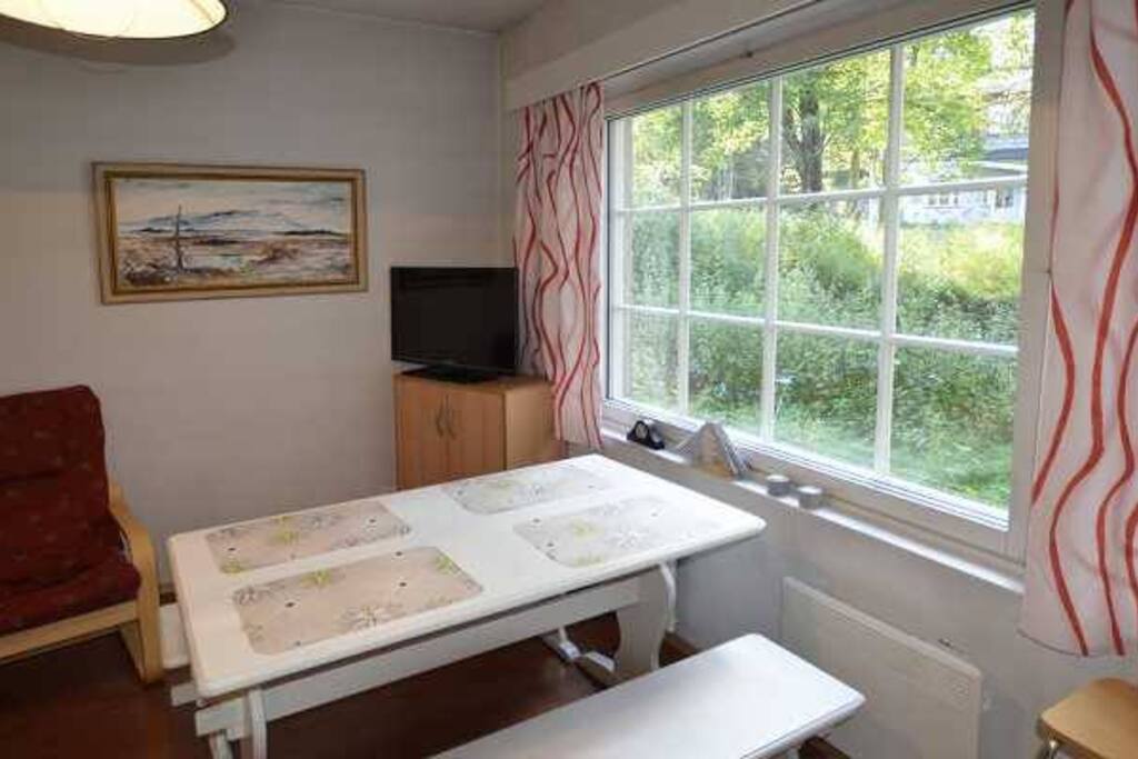 Une table pour 4-6 personnes