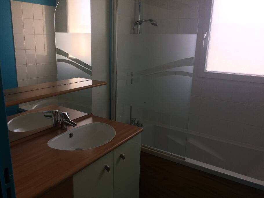 Salle de bain RDC