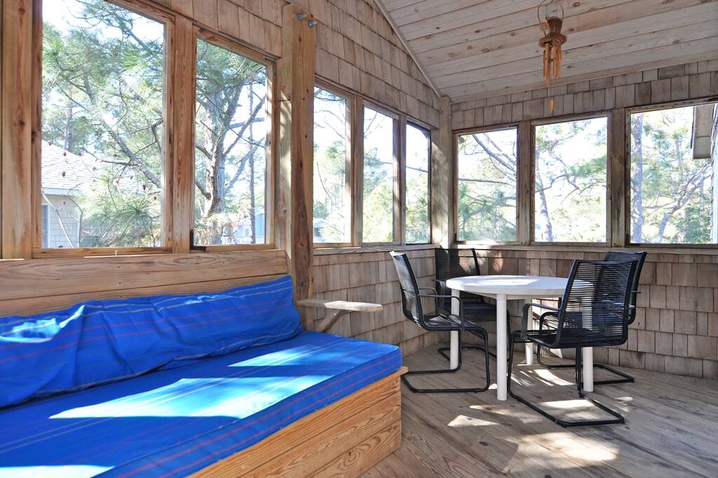 CL718: Dunewood | Top Level Screened Porch