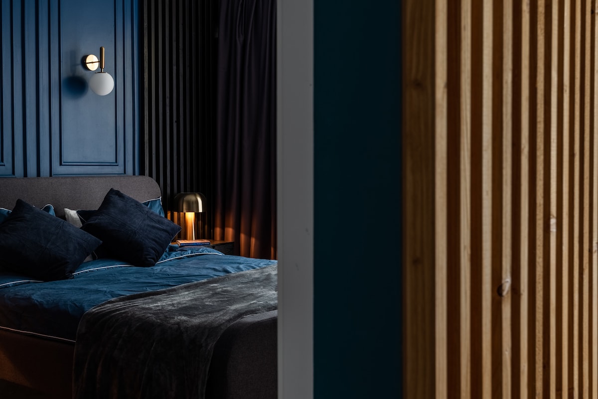 Спалня - луксозна дърво и цветове