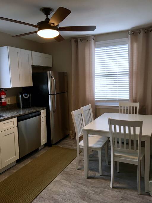 Sunny Eat-in Kitchen.