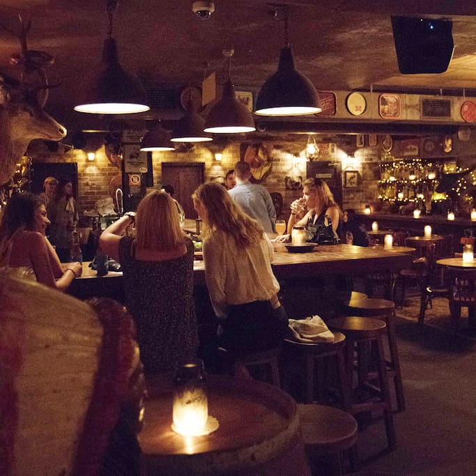 Foto de Shady Pines Saloon
