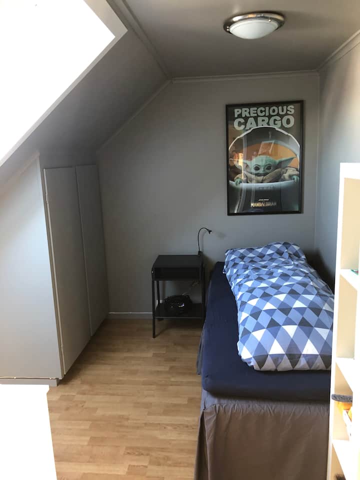 Dhoma e gjumit 2.etg