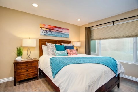 Ზემოთ უმცროსი მთავარი საძინებელი