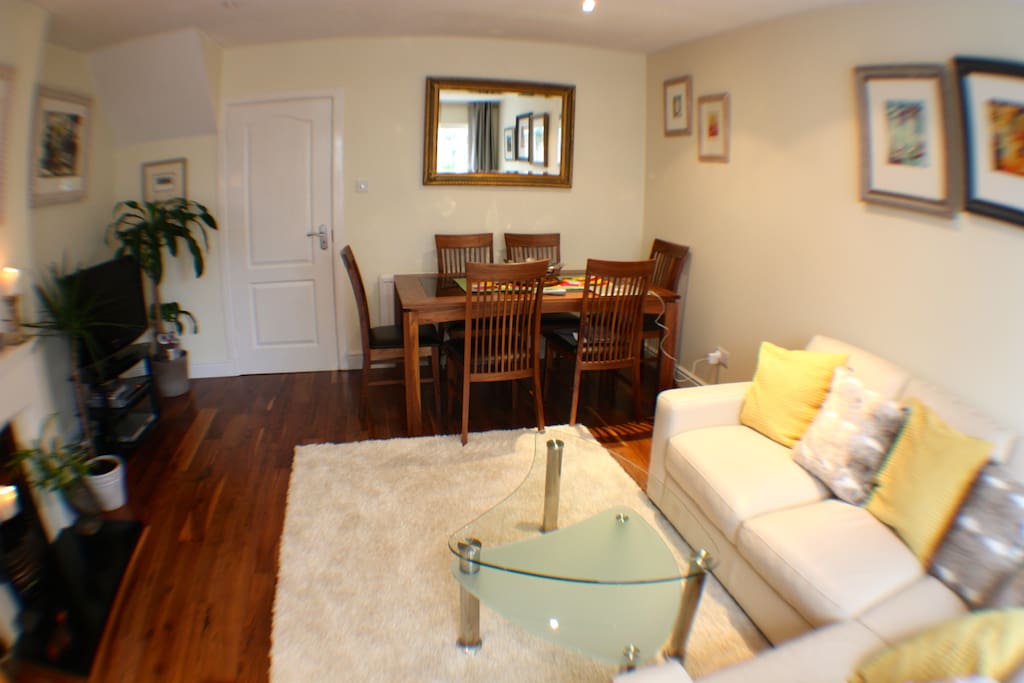 Living Room/Dining Room