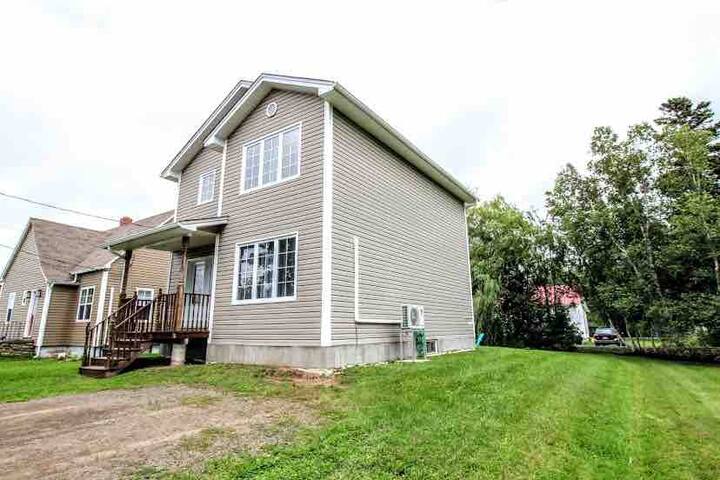 Hardy’s beach house gallery image 2