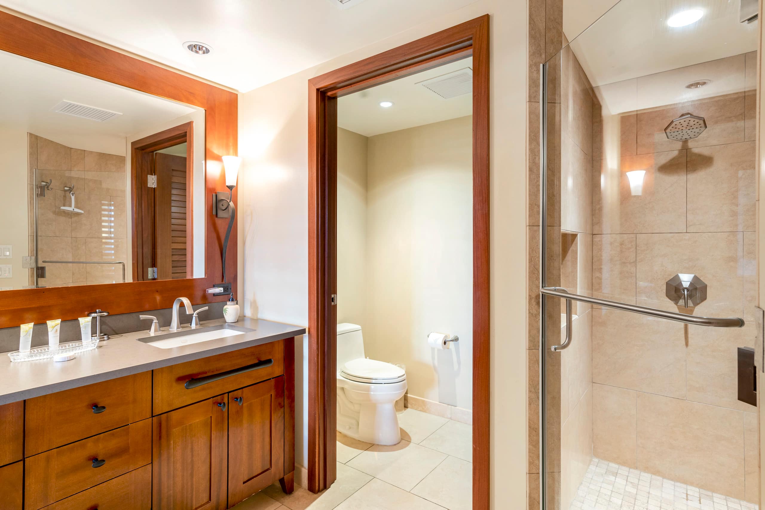 Condo in Kapolei · ★4.92 · 2 bedrooms · 5 beds · 2 private baths - Image 18