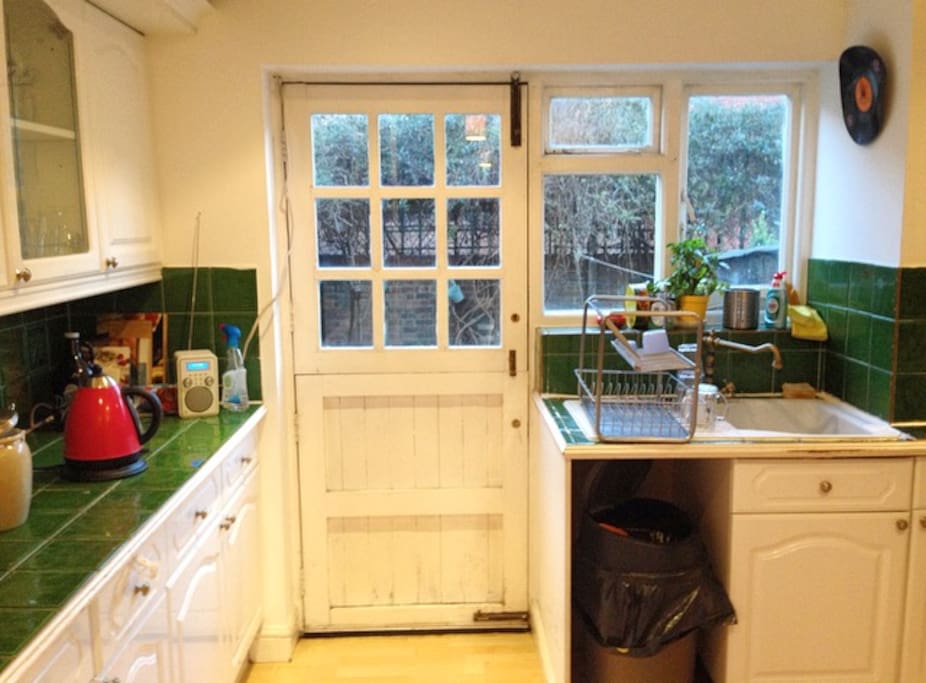 Door through kitchen to the garden