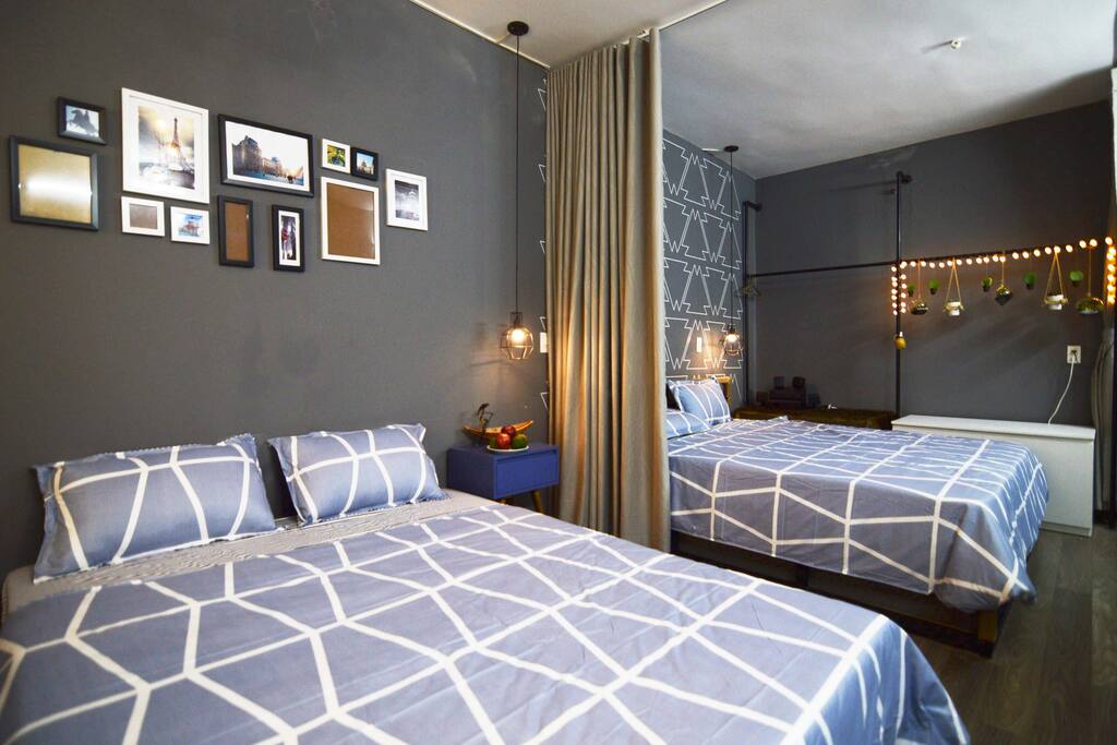 2 Queen Beds :)