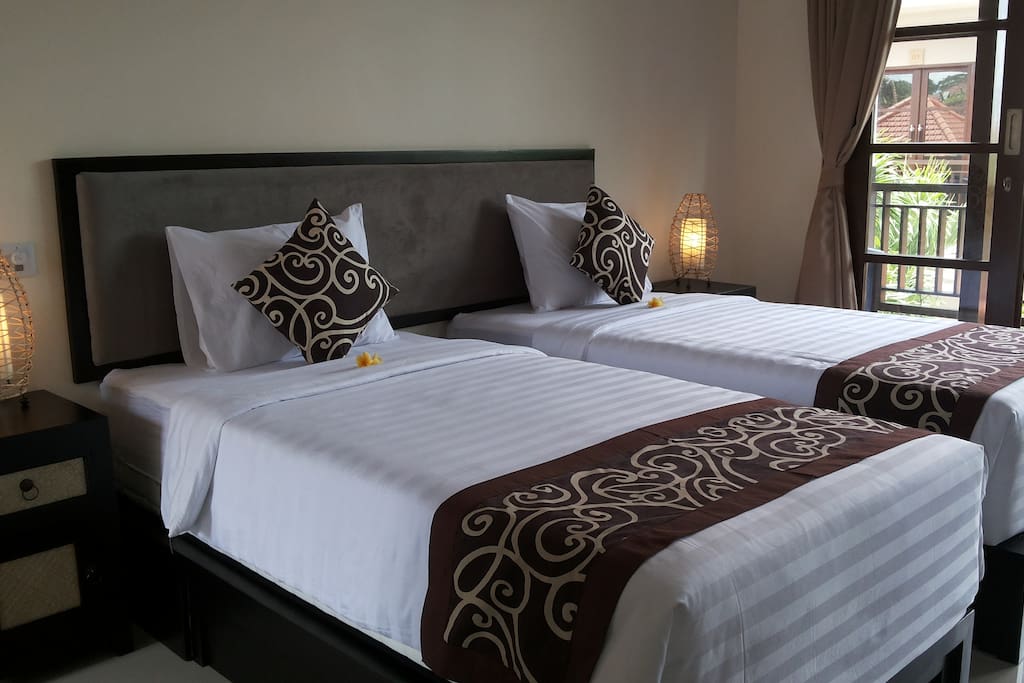 Twin Bed