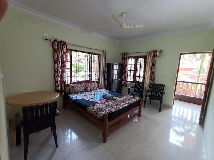 Apartment 3 Pappas guest house Condominiums for Rent in Arambol, Goa