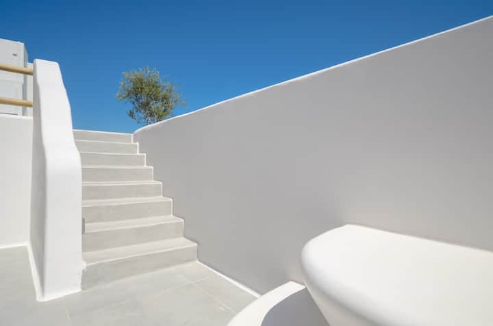 Seaside Naxos • 2 Villas • 8 BDR • Pool • Sleeps20