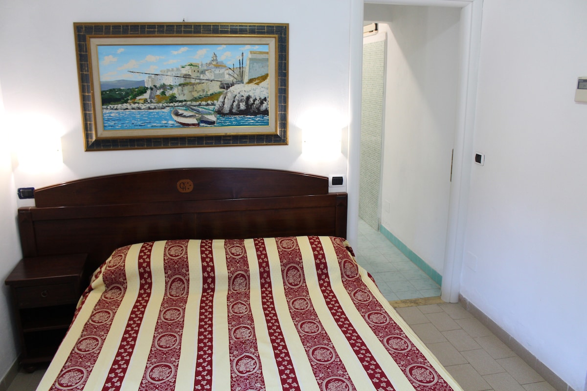 Primer dormitorio con baño directamente en el dormitorio