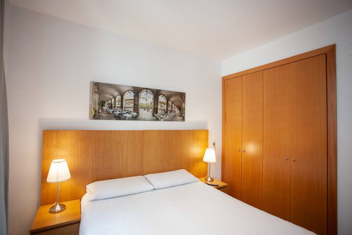 Very spacious apartment in the center gallery image 4