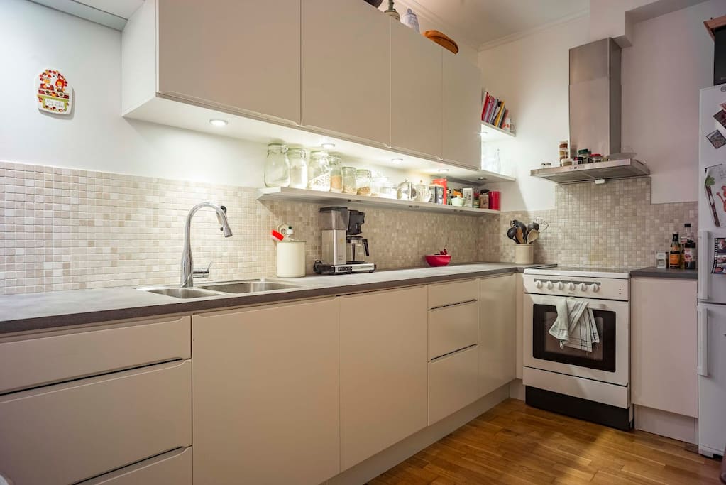 Guests are welcome to cook food and use all appliances.
