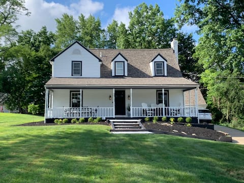 Spacious, Modern 4 BR/3 Bath Home