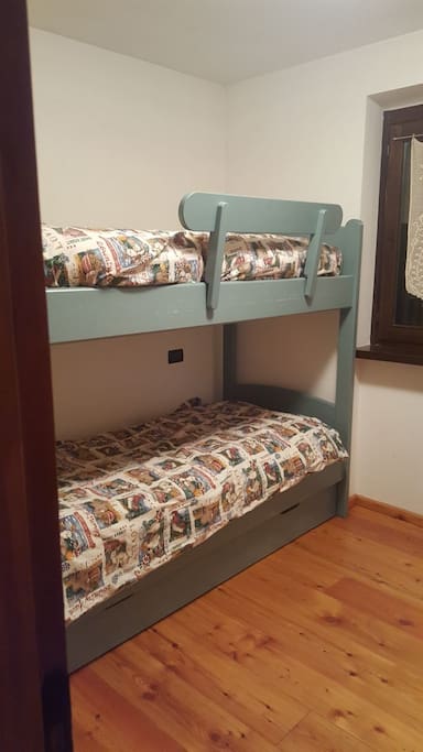 Camera con letto a castello
