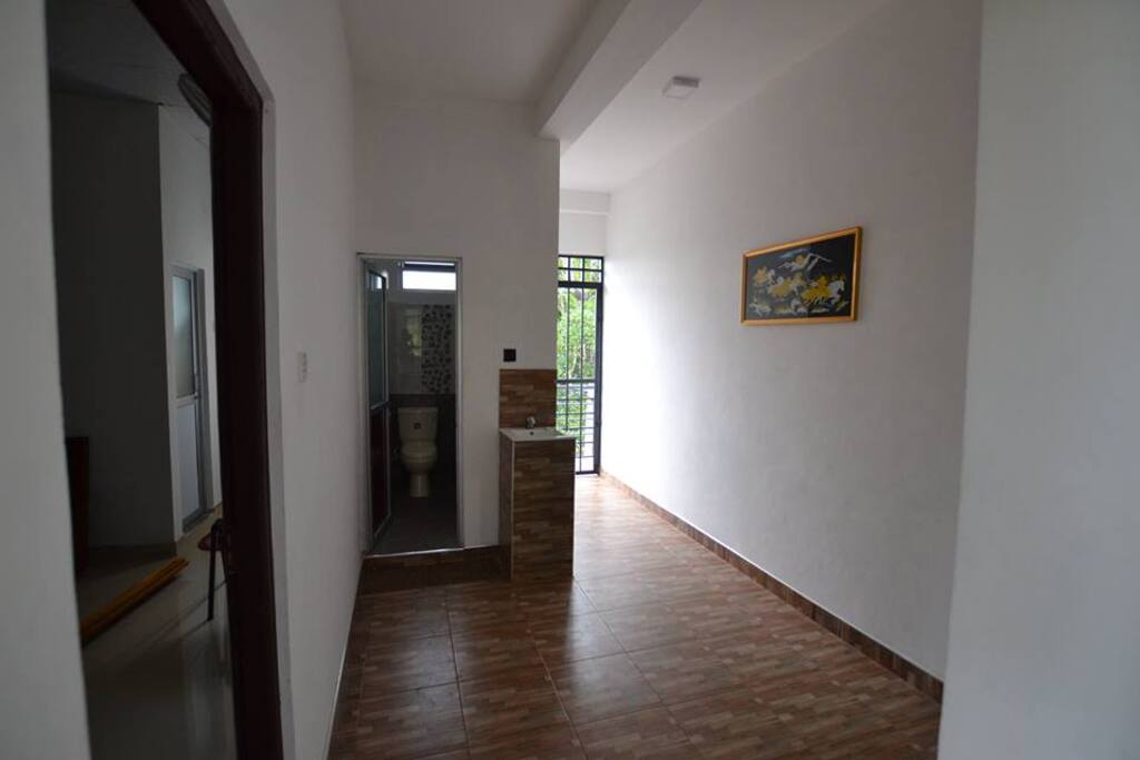 ROOM LOBBY