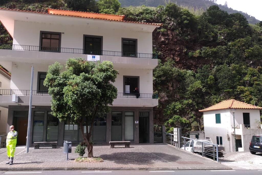 Edifício do apartamento