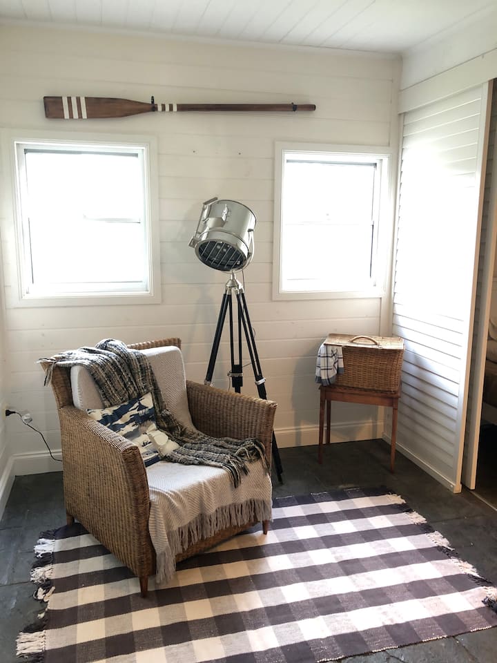 Norfolk Cottage Beachhouse-best Location In Brooms - Brooms Head