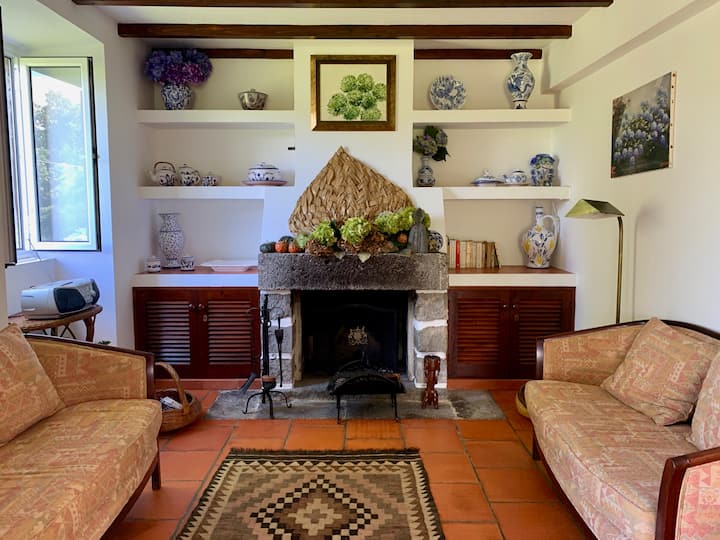 Stone House - Casa Com Vista Lagoa Das 7 Cidades - Sete Cidades