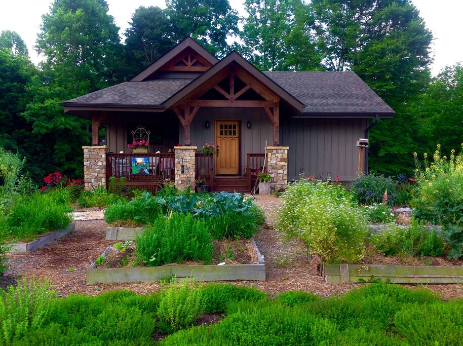 The Barrett House of Prayer
Our spring garden has come alive