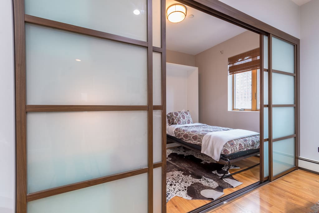 VIEW TO CHIC SINGLE ROOM WITH SHOJI SCREEN DOORS