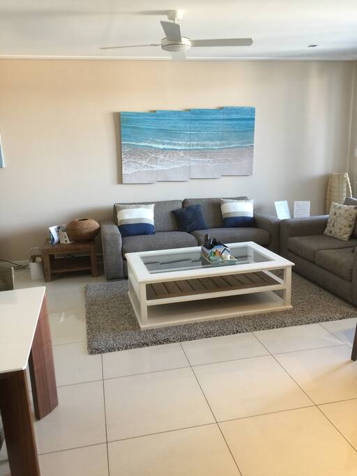 Formal Lounge 2