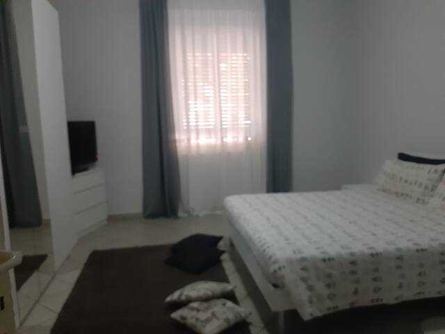 Alloggio carino,luminoso, centrale