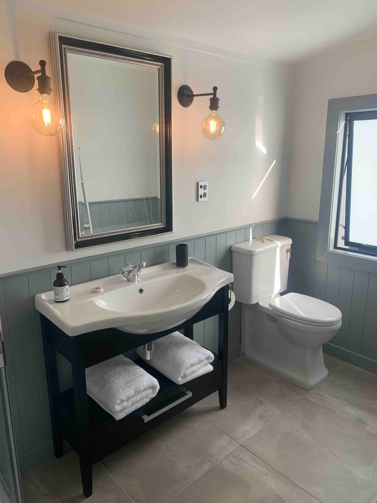 Blenheim Guesthouse 5