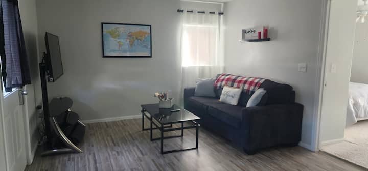 Cozy Colorado Farm Cottage - Grand Junction, CO