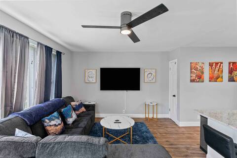 Stylish and Cozy In Saint Louis