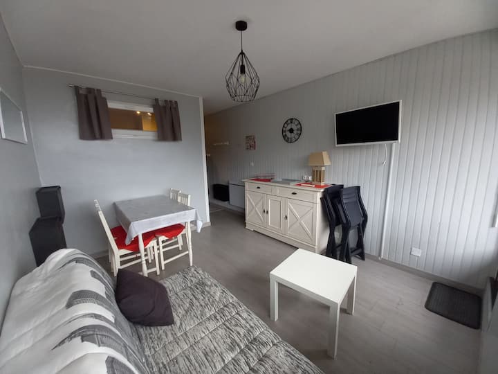 Studio Avec Balcon Au Pied Des Pistes, Wifi - Besse-et-Saint-Anastaise