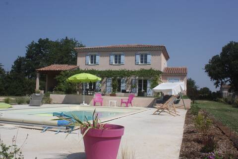 Bastide provençale with private pool